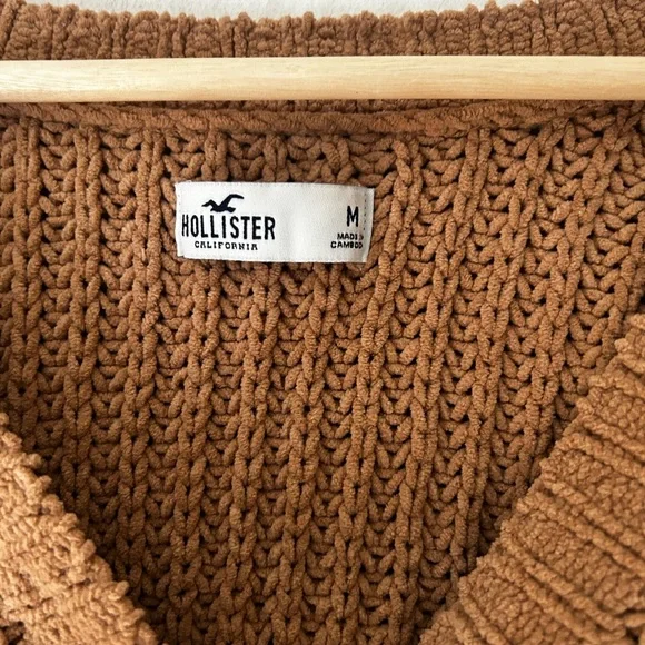 Hollister Chunky Knit Soft Cardigan Camel Medium Brown V-Neck Sweater - Picture 2 of 7